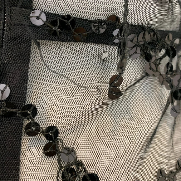 PrettyLittleThing Valentina Black Maxi Dress - Picture 5 of 8